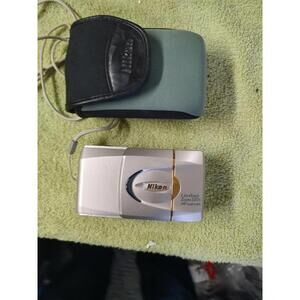 Nikon Lite Touch Zoom 110s Autofocus Film Camera